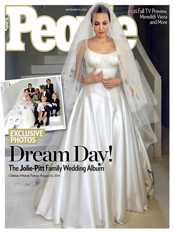 Angelina Jolie stuns in wedding dress 