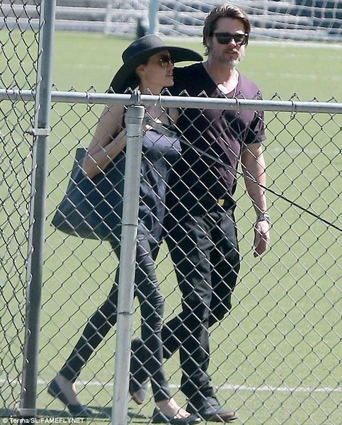 Angelina Jolie & Brad Pitt Share a Kiss at Shiloh & Zaharas Soccer Game