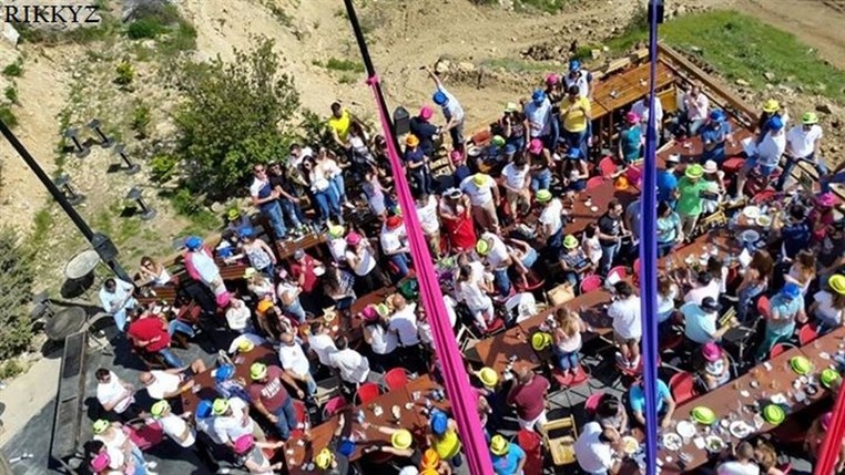 A furious blaze consumed Rikkyz Restaurant nestled in the charming town of Faraya