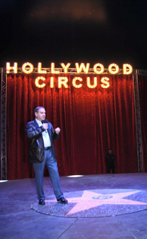 The Hollywood Circus  اقيمت 3 عروض خاصة السبت والأحد الفائتين بمناسبة الأعياد