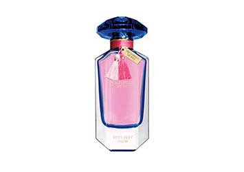 Victoria's Secret : Feel the heat. Warm. Appealing. Exotic. A tropical island escape inspires our newest summer scent. LAUNCH: APRIL 2016