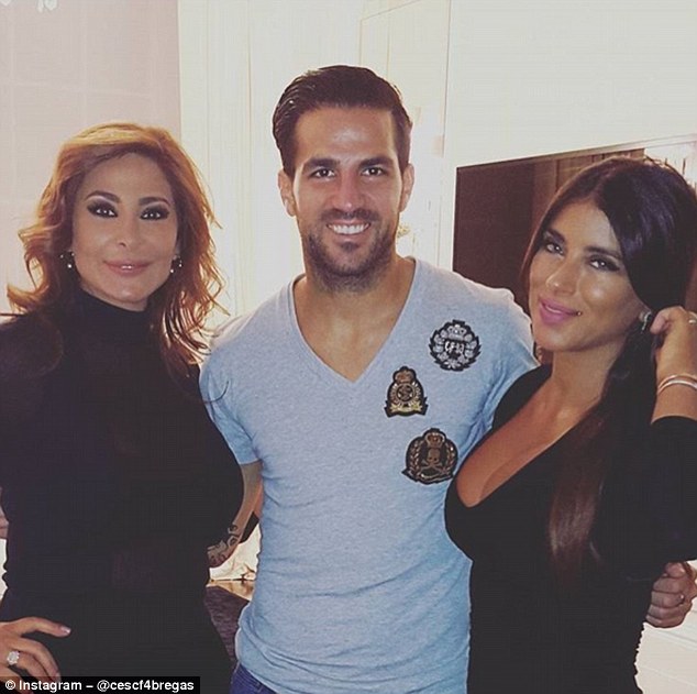 Cesc Fabregas enjoys meal out with singer Elissa 