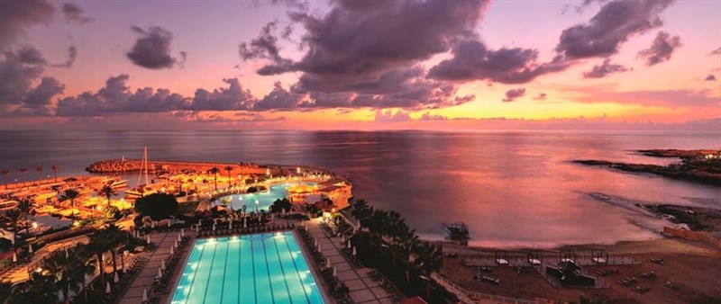 Mövenpick Hotel Beirut wins Lebanon’s Leading Resort Award for fifth consecutive time.