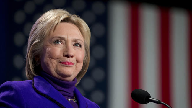 Anchor Mistakenly Announces Death of Hillary Clinton