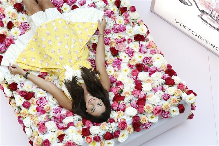 Viktor & Rolf celebrating the 10th anniversary of Flower Bomb