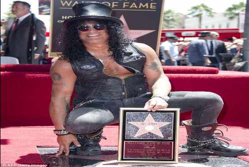 SLASH gets star on Hollywood Walk of Fame