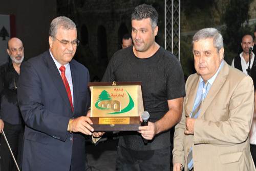  تكريم فارس كرم في مهرجان الحازمية!!