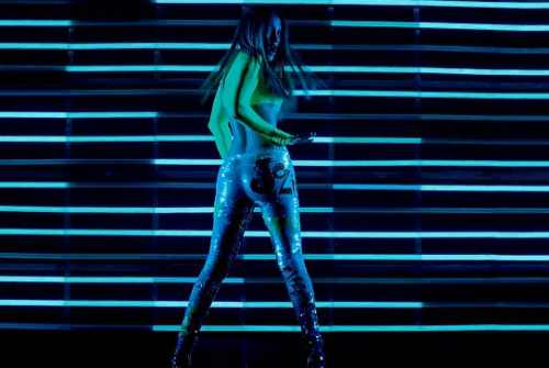Jennifer Lopez Goin In Video Goes All Over Map Visually!!