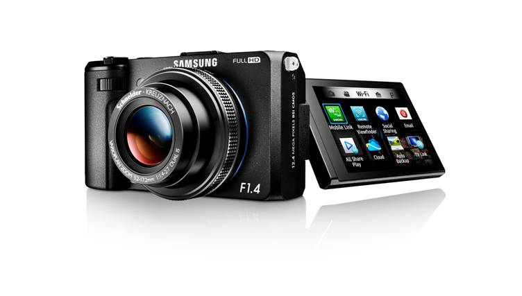 Samsung combines super-bright photography with easy sharing in the new SMART CAMERA EX2F
