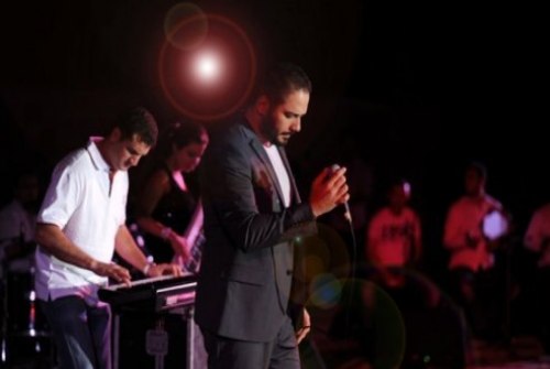 رامي عياش  يتألق  في تونس