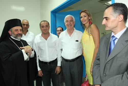 كريستينا صوايا مستمرة في دعم قضية المسنين 