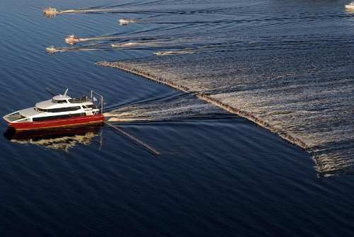 145 people behind a single boat
