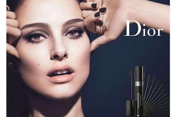 Portman  mascara ad banned in UK