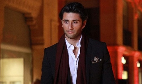 AÏSHTI FASHION SHOW FALL WINTER 12 13