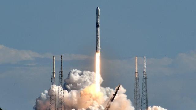 Meet the 4 people who paid 55 million Dollars each to fly on 1st private space mission