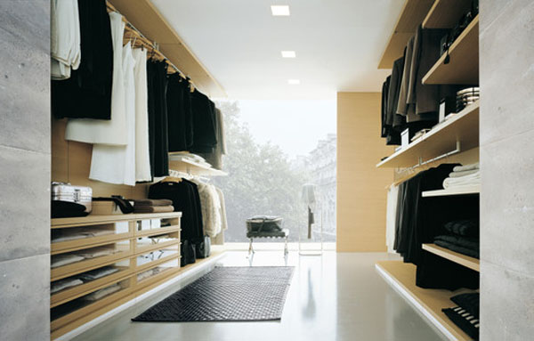 Exceptional Walk In Closets To Accentuate Your Fashion Collections
