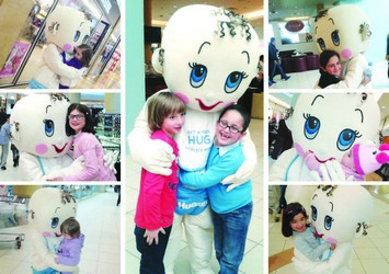 Because Every Hug Counts Ogilvy Action Beirut organized the Hug Day. 