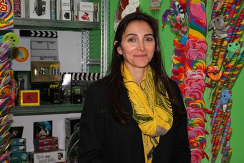 SuperCali Spreads the Glitter Love to Hamra