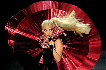 Lady Gaga cancels US tour for hip surgery