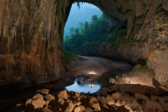 Worlds largest cave in Vietnam