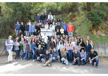 Starbucks partners and volunteers plant 40,000 square meters in the north and Aley with pines, oaks and carobs