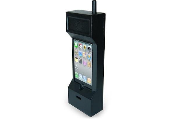 10 iPhone Cases You will Never Fit in Your Pocket