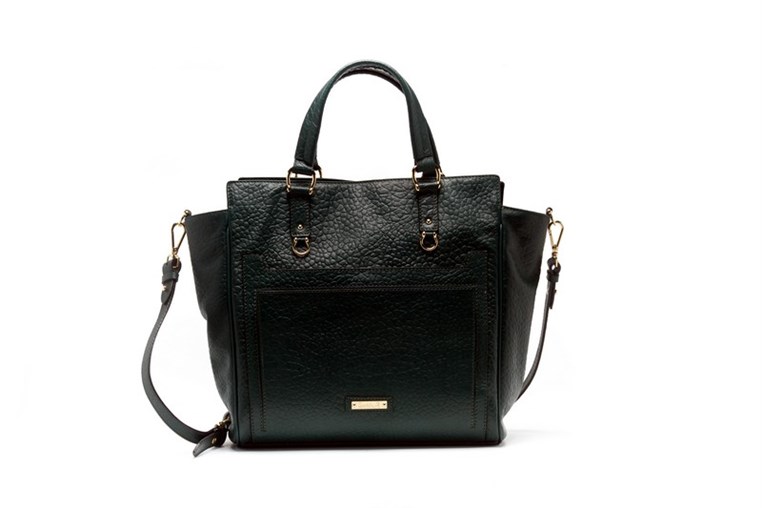 Musette brand was born 12 years ago in Romaine a love for luxury and elegance. 