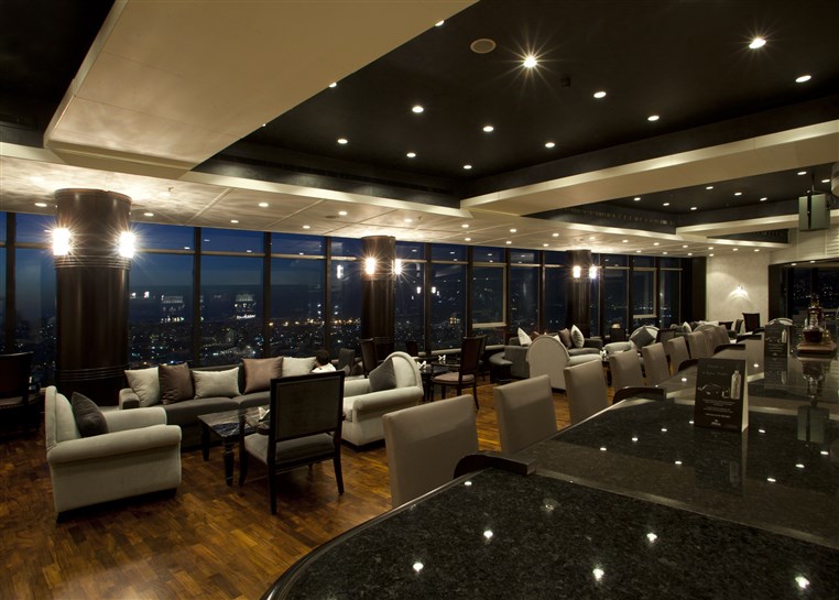 Hilton Beirut Habtoor Grand ReOpens Legendary Up On The 31st Bar