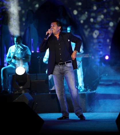 Ragheb Alama Serenades Jounieh