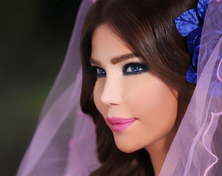  الفنانة اللبنانية مي حريري في المستشفى 