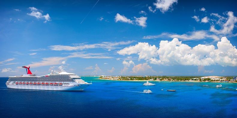 Boss takes employees on Caribbean cruise - all 800 of them!
