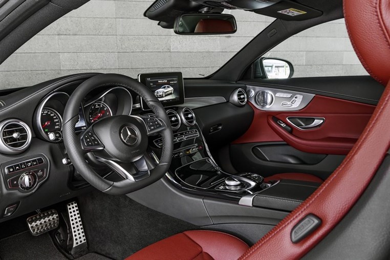 The new Mercedes-Benz C-Class Coupé: seduction of the heart and mind