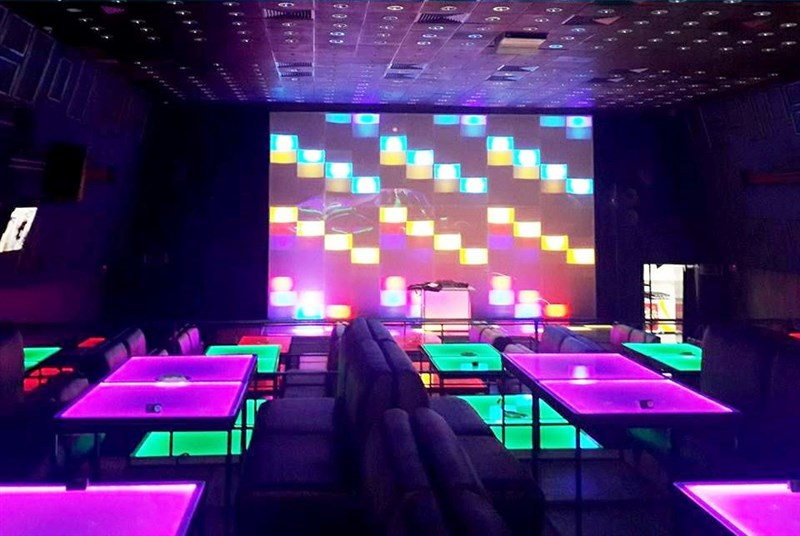 Glow Night Club - The First 18- Club in Lebanon