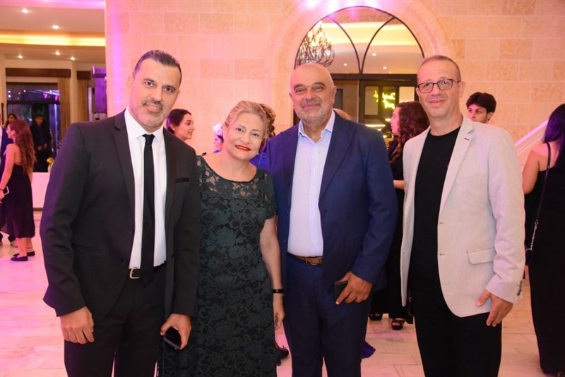Dr. Anthony Fakhoury crowned Elise Hajjar Miss Zahle 2022