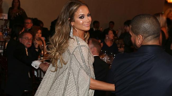 Golden Globes Lopez Carpet: Jennifer Lopez in Zuhair Murad