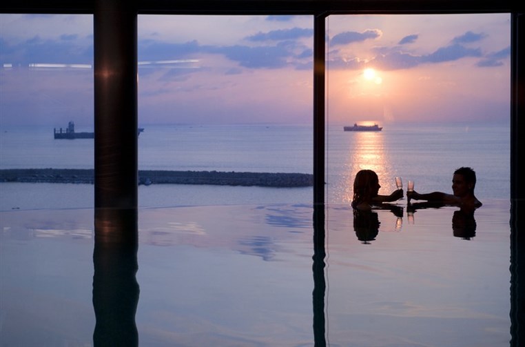 Royal Spa Valentine Package at Le Royal
