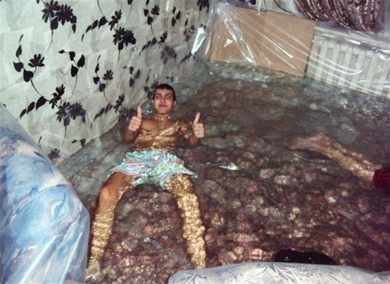 These Russian Teens Won Summer By Turning Their Living Room Into A Swimming Pool