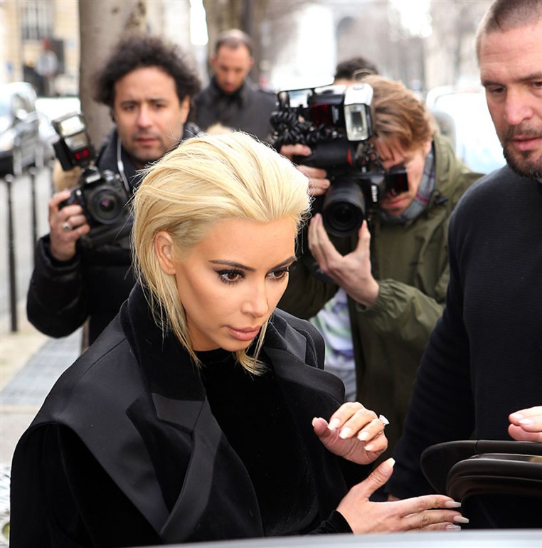 Kim Kardashian Dyes Her Hair Blonde