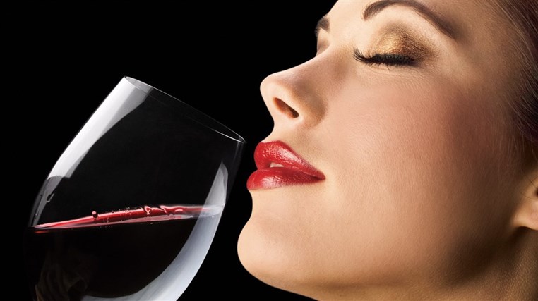 Benefits of Wine: 8 Reasons Wine Is the Best Thing Ever