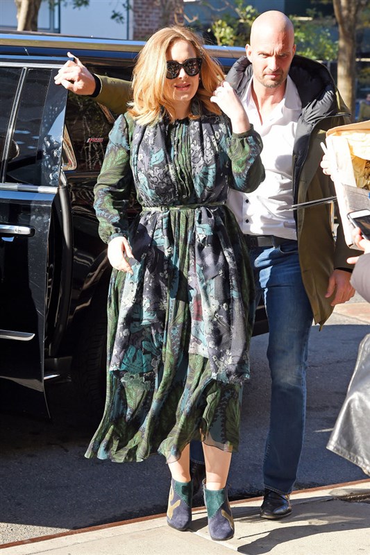 Adeles new Hot Bodyguard Is Causing an Internet Meltdown