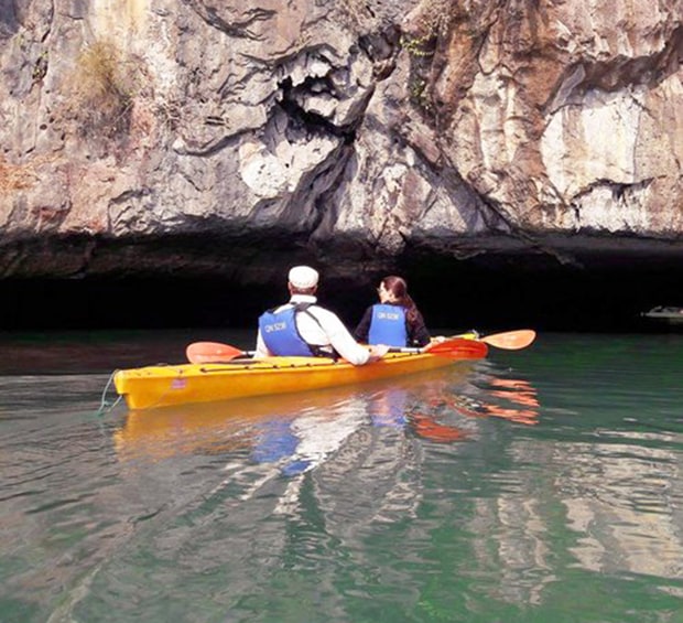 Angelina Jolie and Brad Pitt Go Kayaking Together in Vietnam on Christmas