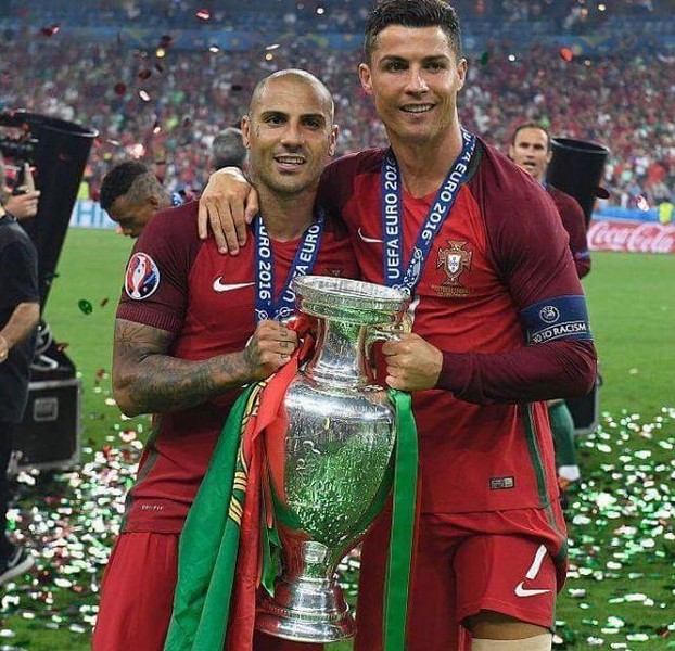 Portugal 1-0 France: Euro 2016 final