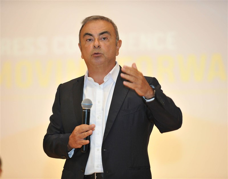 Carlos Ghosn will participate in a documentary and a mini-series about his life