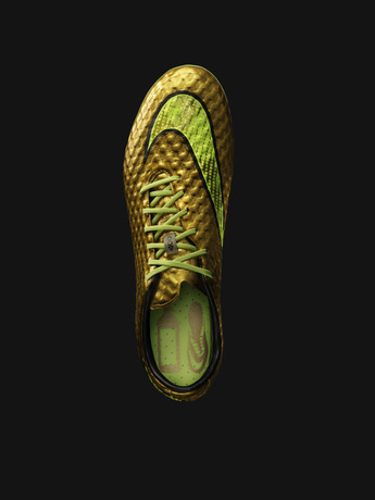Neymar Jr. and Nike Introduce Gold Hypervenom Special Edition