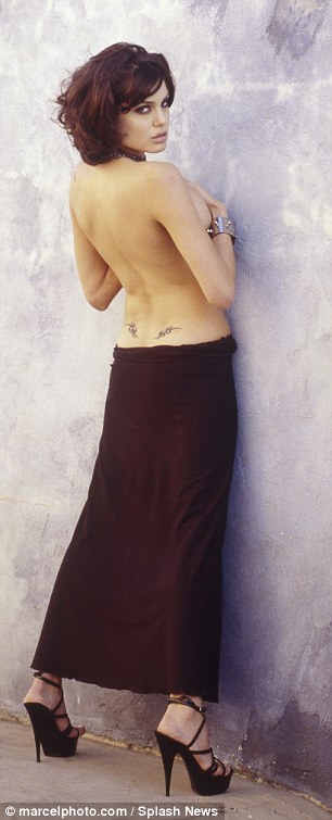 Unseen pictures of Angelina Jolie actress poses topless for photoshoot  