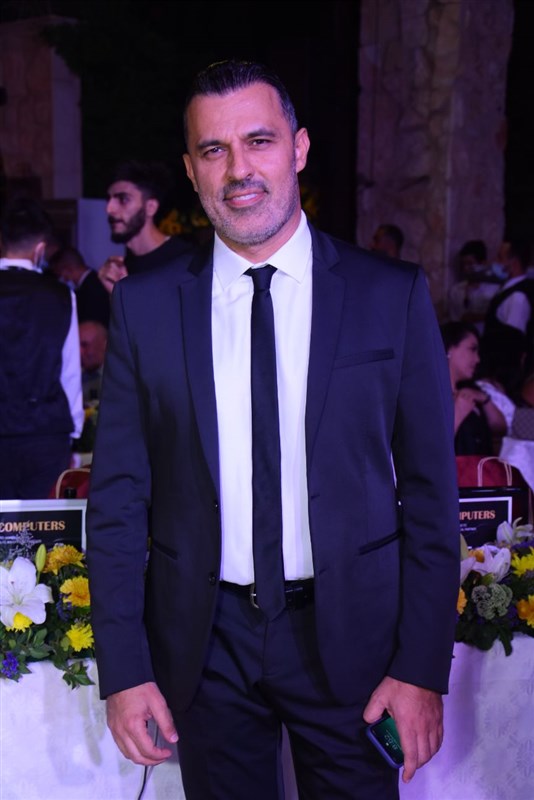 Dr. Anthony Fakhoury crowned Elise Hajjar Miss Zahle 2022