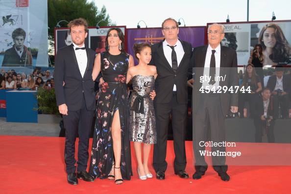 Nadine Labaki walking the red carpet