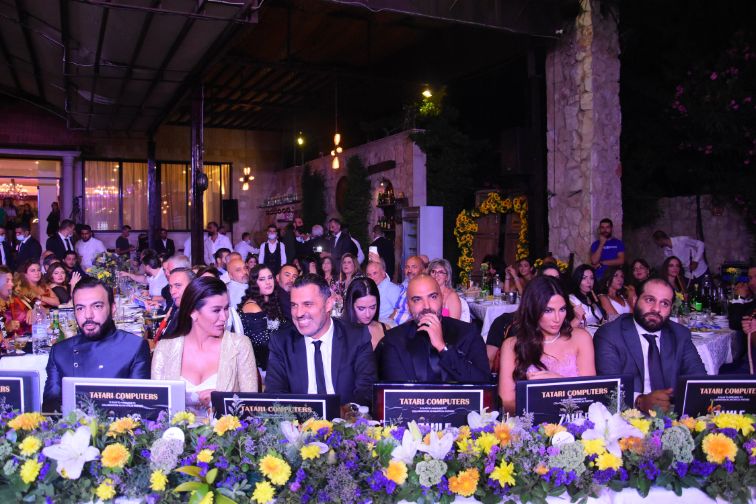 Dr. Anthony Fakhoury crowned Elise Hajjar Miss Zahle 2022