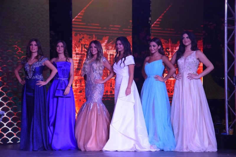 Dr. Anthony Fakhoury crowned Elise Hajjar Miss Zahle 2022