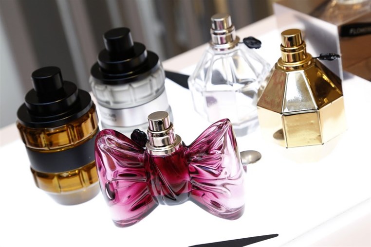 Viktor & Rolf celebrating the 10th anniversary of Flower Bomb